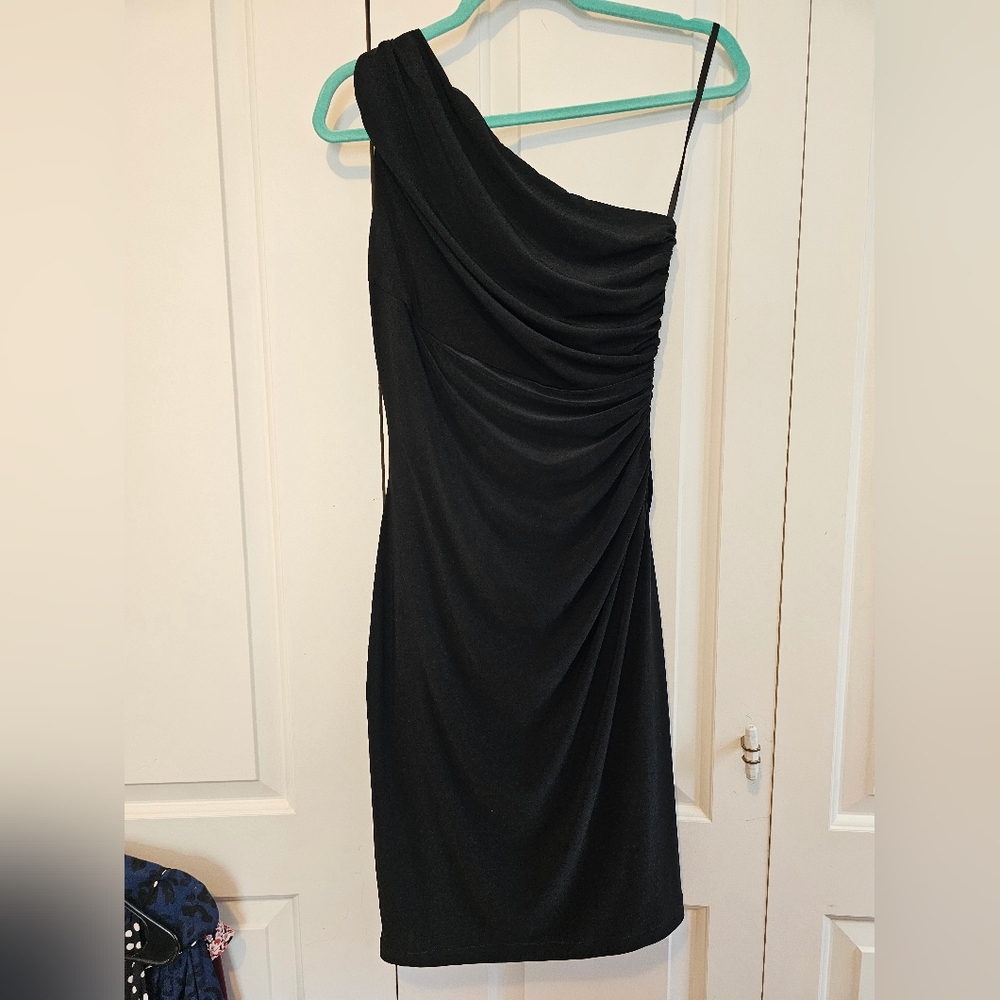 One-shoulder Party Dress